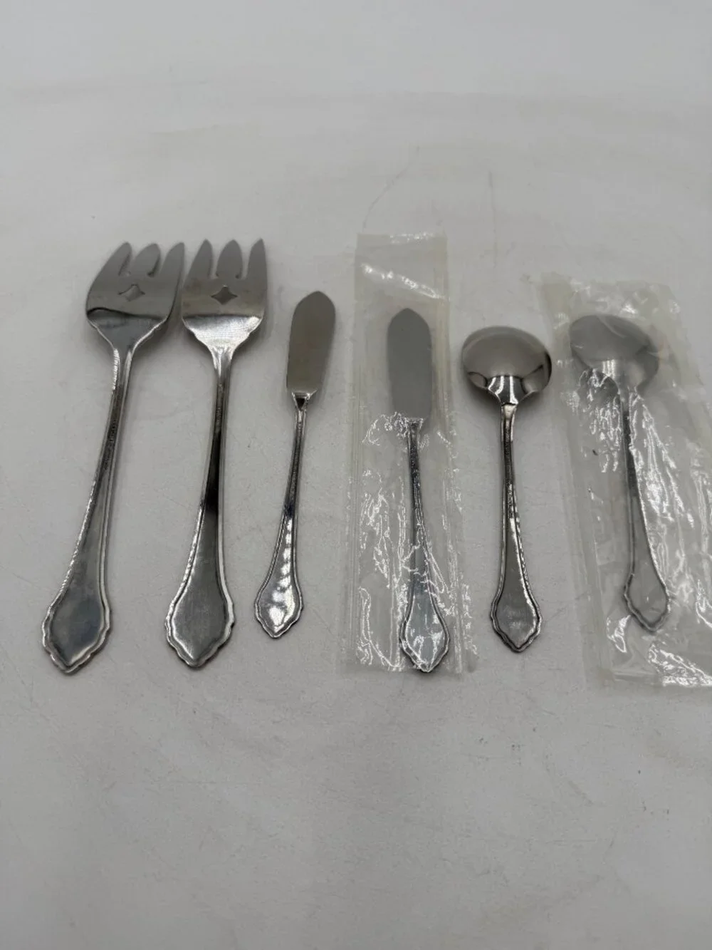 Oneide Summer Mist Autumn Glow Deluxe Stainless Flatware Set 6 Forks Spoons Spre